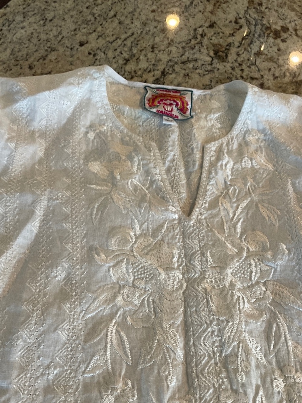 Johnny Was Camille embroidered linen split neck blouse - Picture 3 of 5
